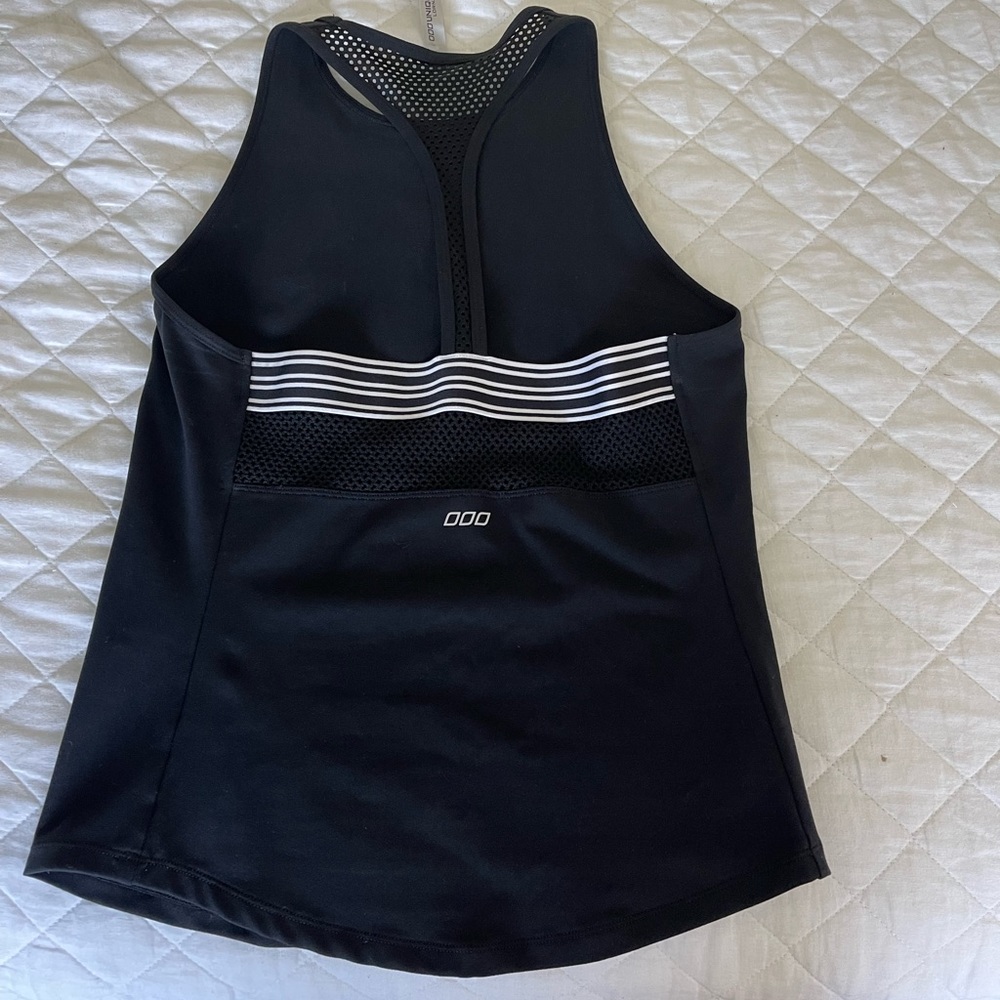 NEW ❤️ Lorna Jane Defy Excel Tank Black & White Size M